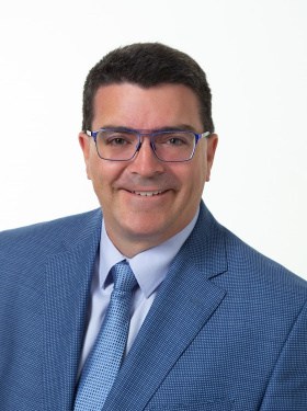 JEAN AUBÉ : Directeur Commercial