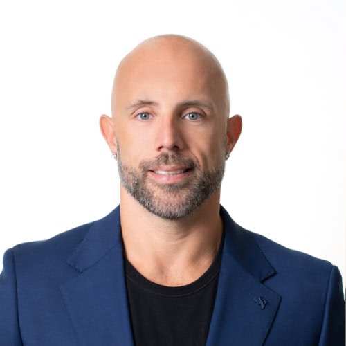 ERIC PAQUETTE Directeur Des Ventes - C.A.M.