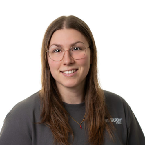 CASSANDRA GODIN Commis aux pièces